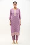 Samyukta Singhania_Purple Kurta Muslin Jacquard Floral Round Neck Floret Butti Pattern Pant Set _Online_at_Aza_Fashions