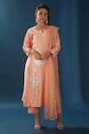 Buy_BAIDEHI_Peach Kurta And Pant Chanderi Embroidery Beads Notched Floral Straight & Set_at_Aza_Fashions