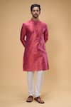 Buy_Arihant Rai Sinha_Pink Jacquard Woven Floral Kurta _at_Aza_Fashions