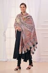 Buy_Taroob_Beige Kalamkari Embroidery Paisley Shawl _at_Aza_Fashions