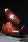 Buy_Fellmonger_Brown Brogue Cognac Glossed Oxford Shoes _at_Aza_Fashions