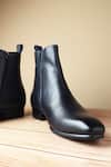 Buy_Fellmonger_Blue Plain Navy Leather Boots _at_Aza_Fashions