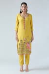 Buy_ARPAN VOHRA_Yellow Georgette Printed Bandhani Scoop Folk Embroidery Kurta Pant Set _Online_at_Aza_Fashions