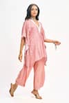 Tanu Malhotra_Peach Cotton Silk Printed Floral Butta V Neck Kaftan Pant Set _at_Aza_Fashions