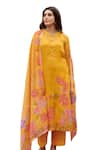 KARAJ JAIPUR_Yellow Kurta And Dupatta Organza Printed Botanical Mandarin Collar Set_Online