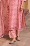 KARAJ JAIPUR_Peach Kurta And Dupatta Linen Printed Mughal Floral Notched Set_at_Aza_Fashions