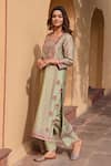 KARAJ JAIPUR_Green Kurta And Dupatta Linen Printed Bouquet Notched Set_Online_at_Aza_Fashions