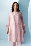 Buy_Kavya Singh Kundu_Pink Handwoven Mulberry Silk Print Gardenia Round Neck Tachi Tunic With Pant _Online_at_Aza_Fashions