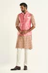 Buy_Raghavendra Rathore Jodhpur_Pink Cotton Woven Floral The Bageecha Bundi _at_Aza_Fashions