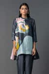 Clos_Grey Dupion Silk Printed Abstract Mandarin Finn Pleated Kurta With Pant _at_Aza_Fashions