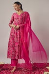 Buy_wildflower by krishna_Pink Organza Print Floral Notched Round Neck Gul And Embellished Kurta Pant Set _at_Aza_Fashions