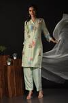 Buy_Label Deepshika Agarwal_Green Silk Embroidery Split V-neck Floral Kurta With Pant _at_Aza_Fashions