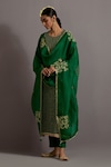 Buy_Deep Thee_Green Chanderi Hand Embroidered Zardozi Round And Pearl Kurta Set_Online_at_Aza_Fashions