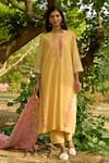 Buy_Priti Prashant_Yellow Mul Cotton Silk Printed Floral Bulbul Placed Embroidered Kurta Set _at_Aza_Fashions