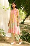 Priti Prashant_Peach Kurta Mul Cotton Silk Printed Rose Round Chakor Pleated And Pant Set _at_Aza_Fashions