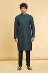 Arihant Rai Sinha_Green Jacquard Silk Brocade Woven Floral Star Kurta _Online_at_Aza_Fashions