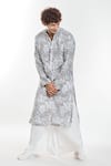 Buy_Anamika Khanna_Multi Color Linen Printed Abstract Fleur Kurta _Online_at_Aza_Fashions