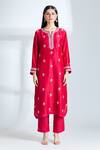 Anushree Reddy_Red Silk, Chiffon Embroidery Split V-neck Floral Kurta Pant Set_Online_at_Aza_Fashions