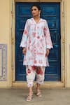 Buy_Sage Saga_Blue Lawn Cotton Printed Botanical V Neck Floral Kurta _at_Aza_Fashions