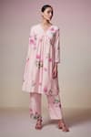 Buy_Dressfolk_Pink Chanderi Digital Printed Floral V Neck Bhumika Kurta And Pant Set _at_Aza_Fashions