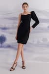 Buy_Orthodox_Black Banana Crepe Sweetherat Solid Short One-sleeve Dress _at_Aza_Fashions