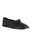 Buy_JVAM_Black Plain Ollie Leather Ballerina Flats _at_Aza_Fashions