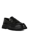 Buy_JVAM_Black Emmett Solid Moccasins _at_Aza_Fashions