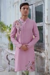 Buy_Amrit Dawani_Purple Cotton Blend Hand Paint Wild Monkey Woods Kurta With Trouser