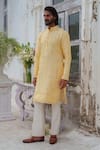 Amrit Dawani_Yellow Kurta Raw Silk Embroidery Thread Mirror Set With Stole _at_Aza_Fashions