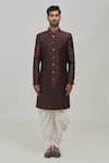 Arihant Rai Sinha_Wine Jaquard And Art Silk Woven Floral Motifs Pattern Sherwani Set _Online_at_Aza_Fashions