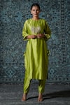 Buy_Eeda_Green Chiniya Silk Embroidered Thread Round Noor Patch Kurta And Pant Set _at_Aza_Fashions