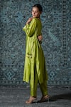 Shop_Eeda_Green Chiniya Silk Embroidered Thread Round Noor Patch Kurta And Pant Set _at_Aza_Fashions