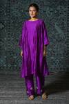 Buy_Eeda_Purple Chiniya Silk Embroidered Thread Round Noor Back Patch Kurta And Pant Set _Online_at_Aza_Fashions