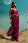 Buy_Paaprika_Magenta Pure Georgette Embroidered Sequin Notched Bead Floral Saree With Blouse 