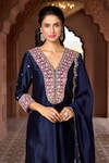 Buy_Aariyana Couture_Blue Kurta And Pant Silk Chanderi Embroidered Floral V Neck Set