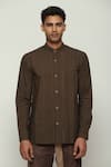 Buy_Abraham & Thakore_Brown 100% Cotton Poplin Print Crewel Shirt _Online_at_Aza_Fashions