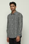 Buy_Abraham & Thakore_Black 100% Cotton Poplin Print Crewel Full Sleeve Shirt _Online_at_Aza_Fashions