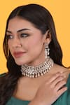 Buy_Auraa Trends_Gold Plated Crystals, Pearls Kundan Studded Necklace Set _at_Aza_Fashions