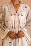 Buy_Mityan_Ivory Jute Silk Hand Embroidered Floral V Neck Asper Tunic With Inner _Online_at_Aza_Fashions