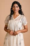 Buy_Mityan_Ivory Jute Silk Embroidered Floral V Neck Bramble Tunic With Inner _Online_at_Aza_Fashions