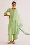 Buy_Devnaagri_Green Silk Chanderi Embroidered Thread V Neck Kurta Pant Set _at_Aza_Fashions