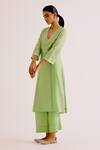 Buy_Devnaagri_Green Silk Chanderi Embroidered Thread V Neck Kurta Pant Set _Online_at_Aza_Fashions