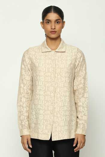 Buy_ABRAHAM AND THAKORE_Beige Chanderi Cut Work Collared Calligraphy Shirt _at_Aza_Fashions