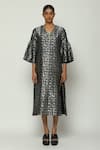 Buy_Abraham And Thakore_Black Chanderi Cut Work V-neck Calligraphy Zari Pattern Midi Dress 