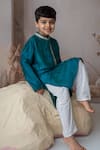 Buy_Mi Dulce An'ya_Green 100% Organic Cotton Embroidered Handwoven Kurta With Pant _Online_at_Aza_Fashions