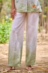 Buy_Pozruh by Aiman_Off White Hemp Print Checkered Regina Ombre Pant 