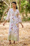 Buy_Pozruh by Aiman_Off White Hemp Print Floral Round Neck Lima Straight Kaftan _at_Aza_Fashions