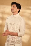 Alaya Advani_Off White Kurta And Bundi Silk Threadwork Animal Set _at_Aza_Fashions