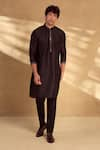 Alaya Advani_Black Kurta And Bundi Silk Embroidered Floral Honeycomb Set _Online_at_Aza_Fashions