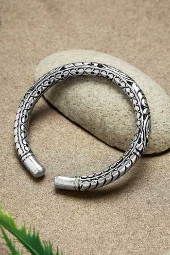 Buy_Mero Jewellery_Silver Plated Tribal Carved Kada _at_Aza_Fashions